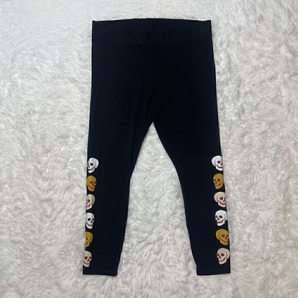 Torrid Skull Leggings Size 2X Black High Rise Stretch Pull On Comfort - Picture 4 of 8